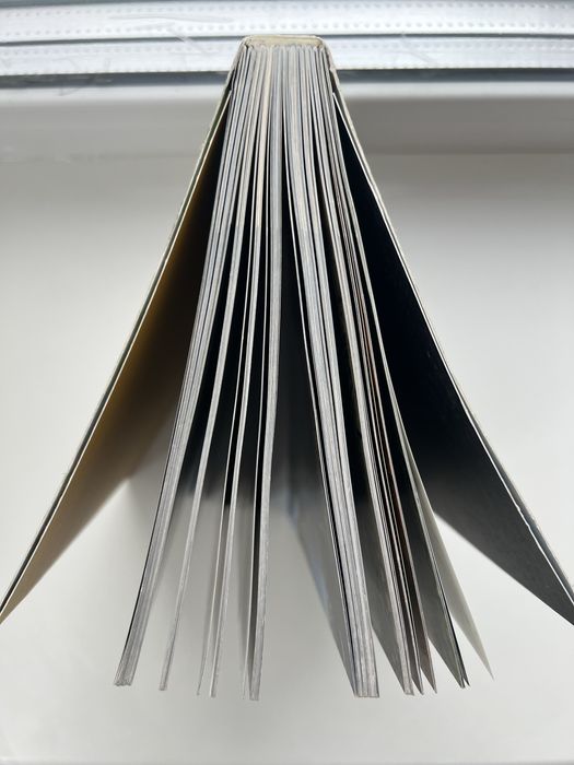 Книга Барселона місто Гауді. Путівник. Рос.мова