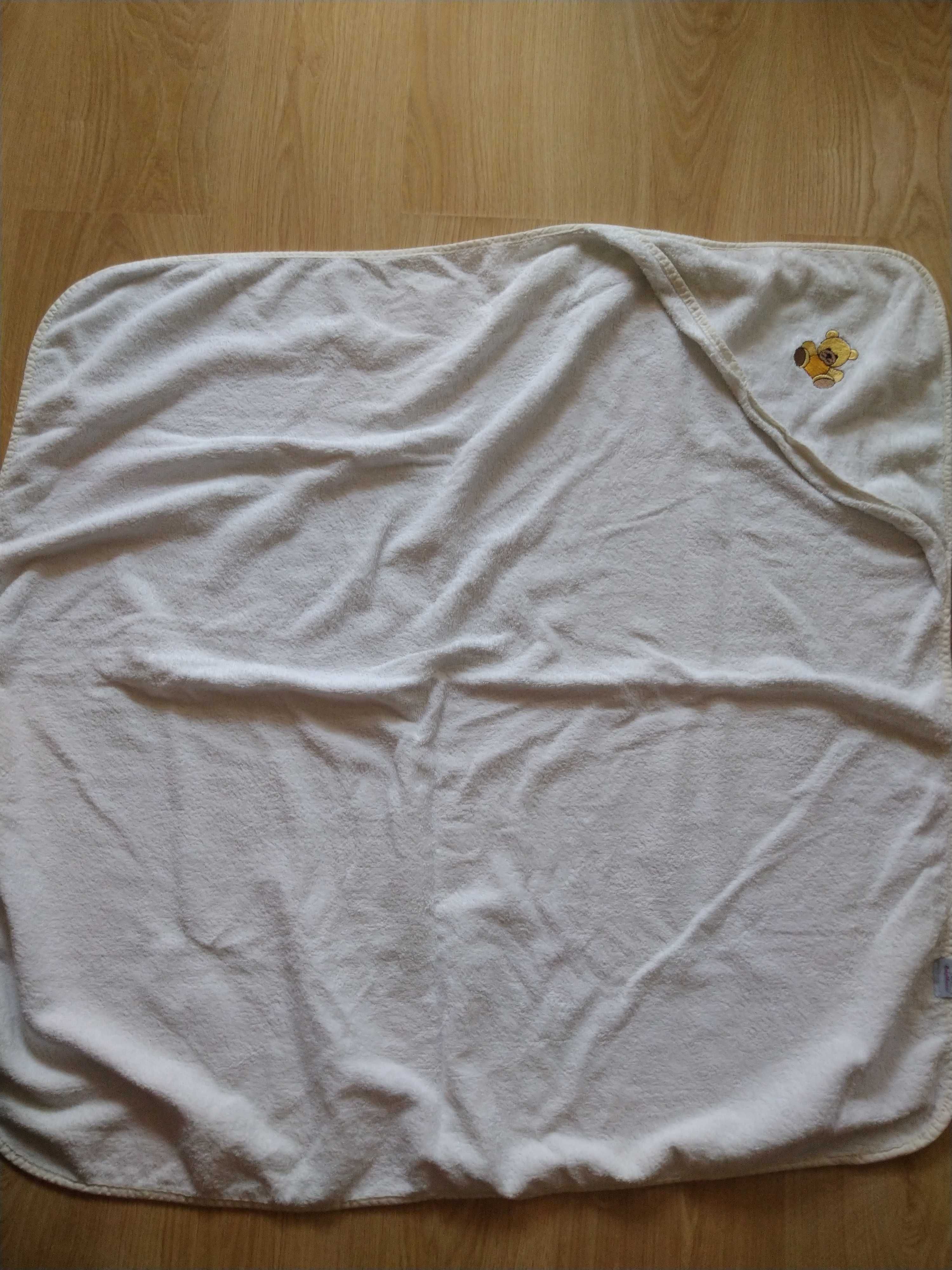 Ręcznik kąpielowy dla niemowlaka rozmiar 100x100