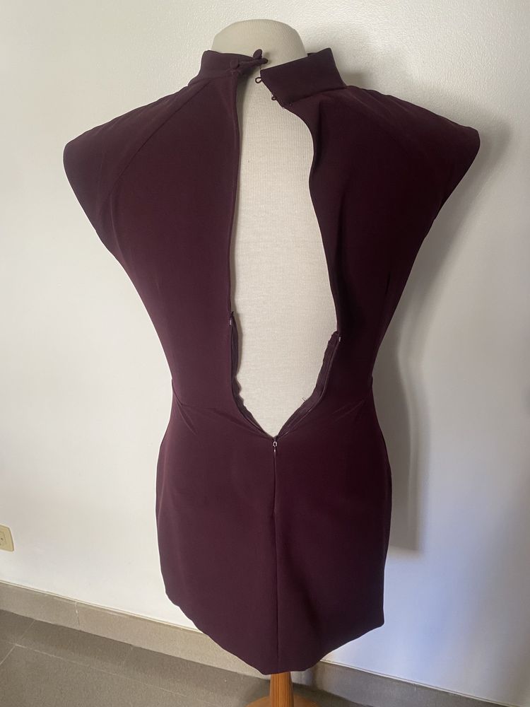 Vestido tubo Zara roxo/grena