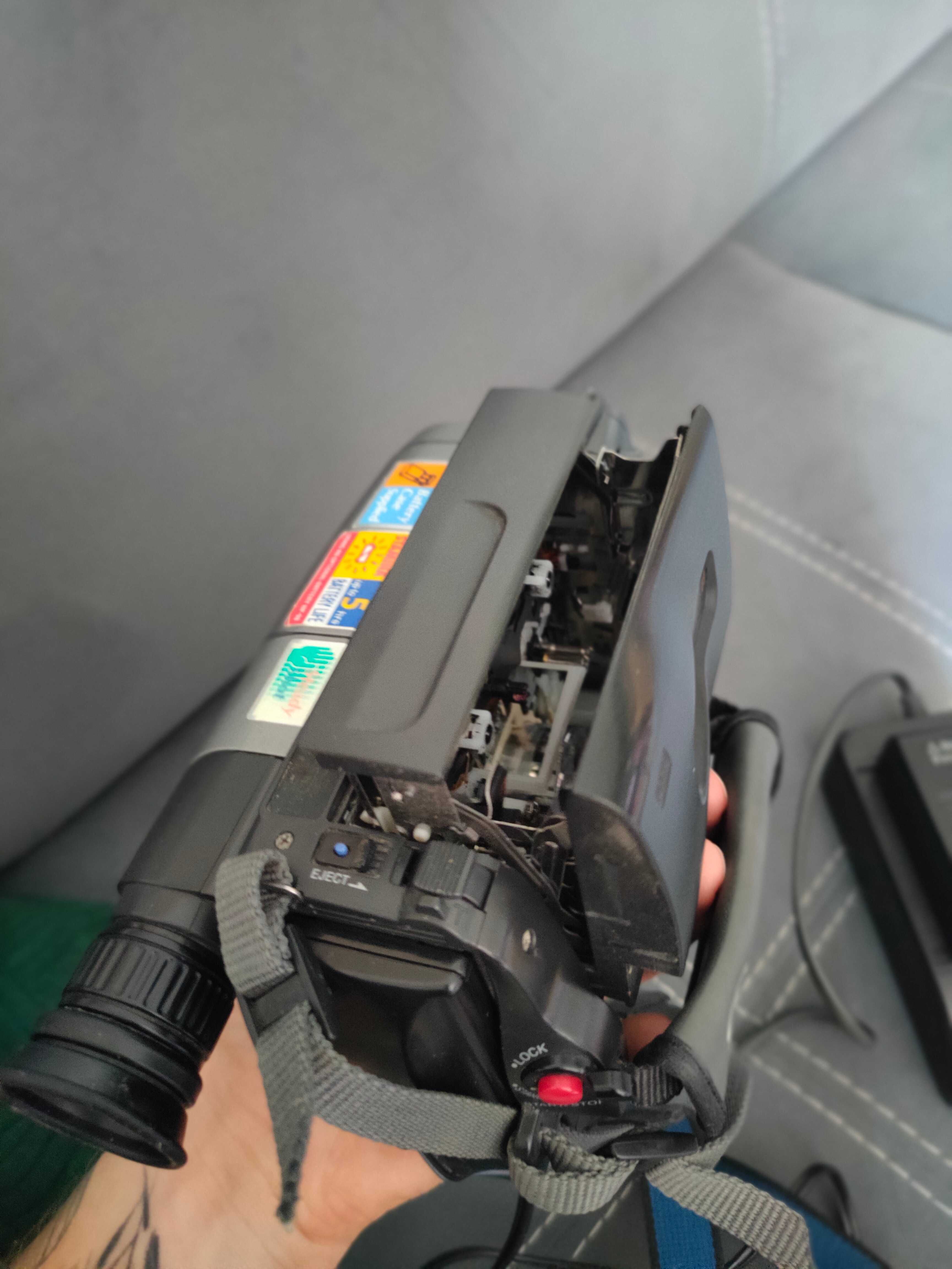Sony CCD-TR620E - Kamera Analogowa na Kasety - Klasyczna!