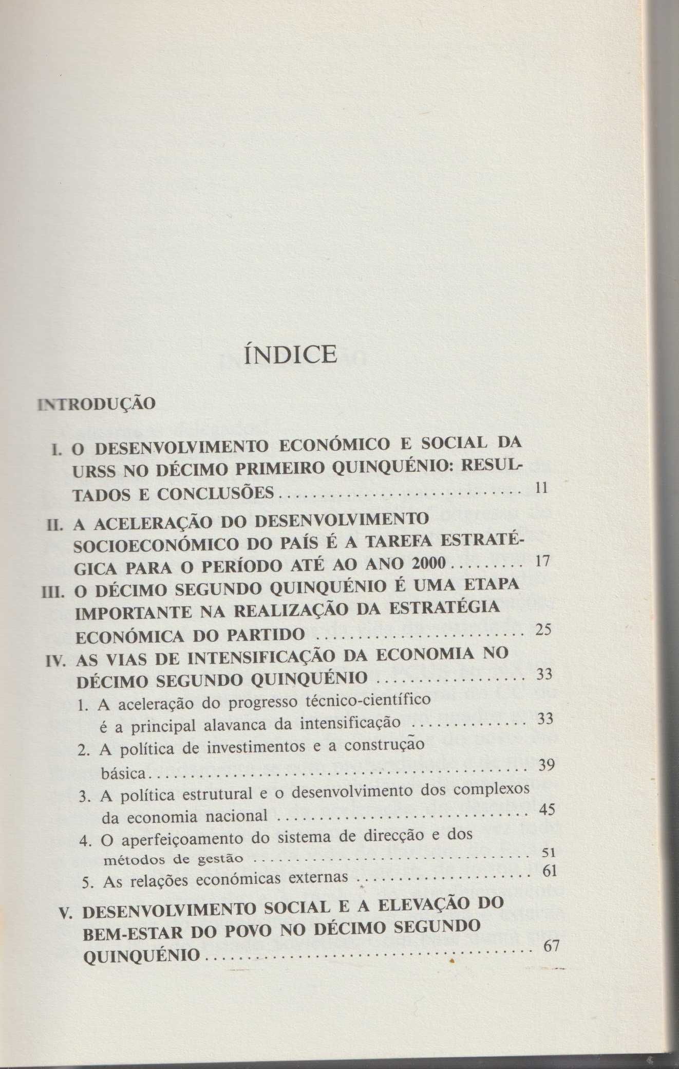 Sobre as Direcções Principais do Desenvolvimento Económico...