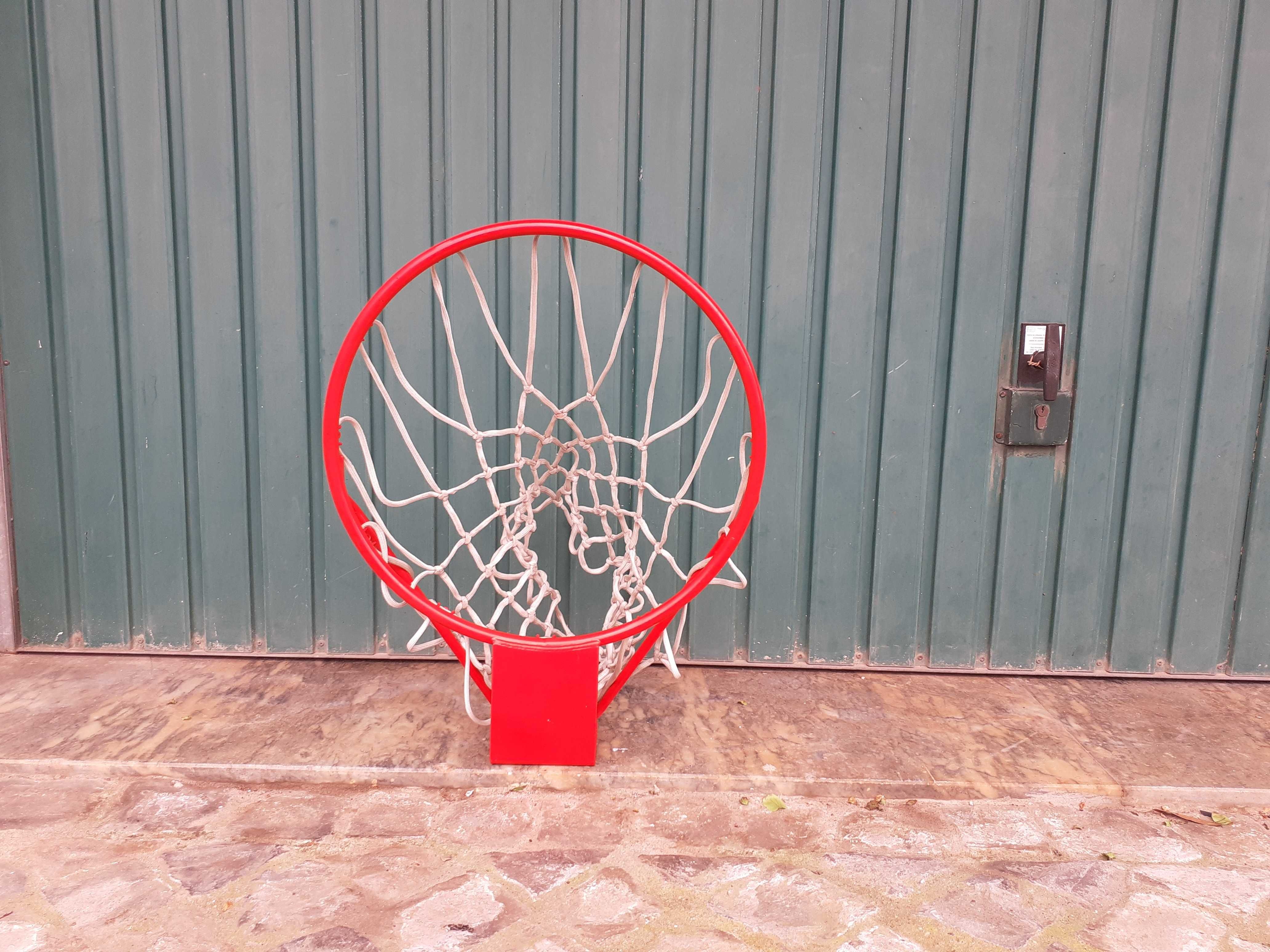 Aro de basquetebol com rede