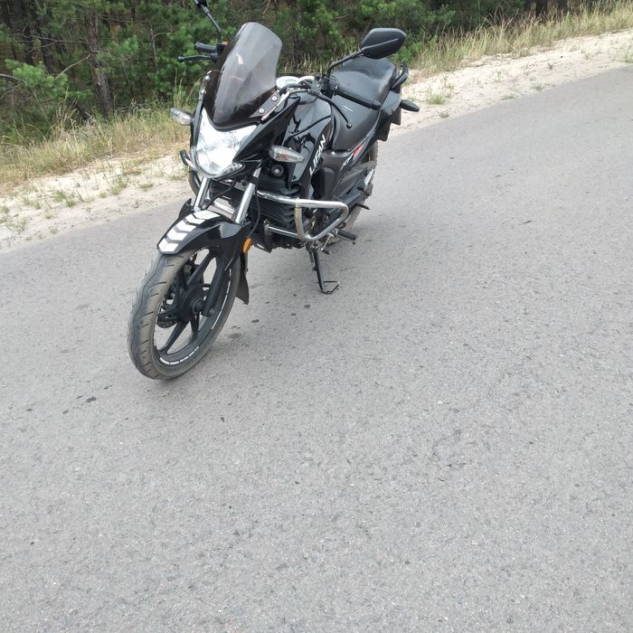 Продам ліфан 150