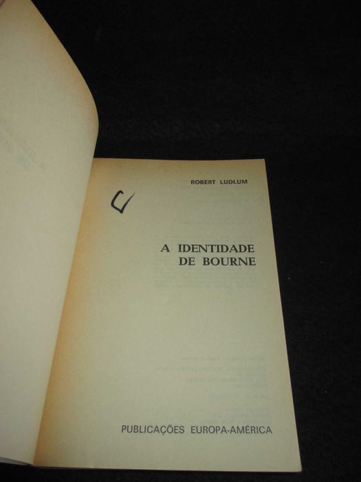 Livro A Identidade de Bourne Robert Ludlum