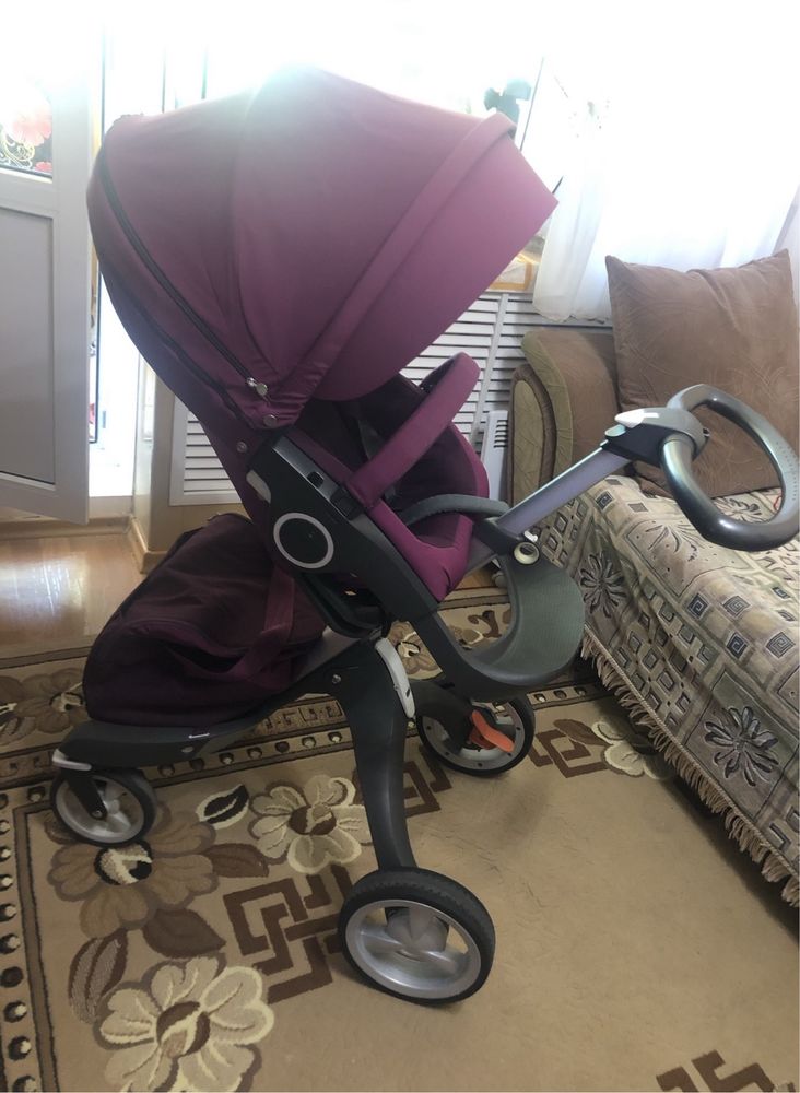 Коляска Stokke v4