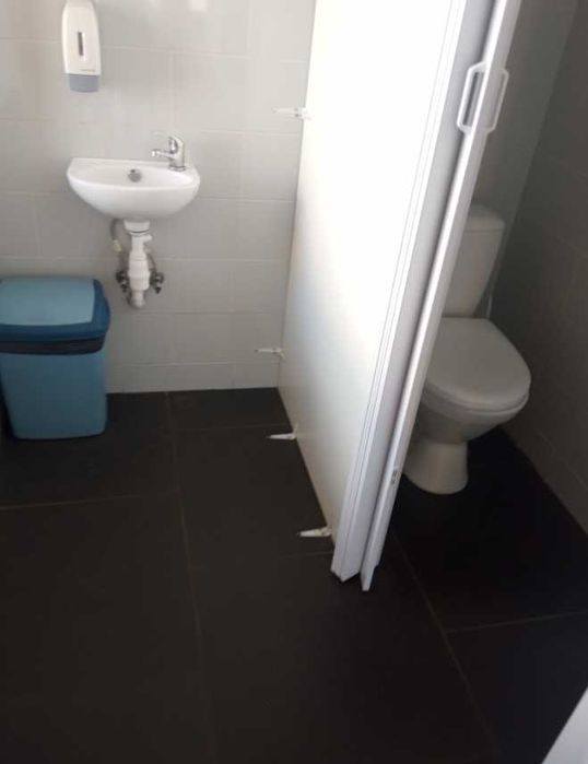 Do wynajęcia  lokal usługowo- handlowo-biurowy lub na gabinet