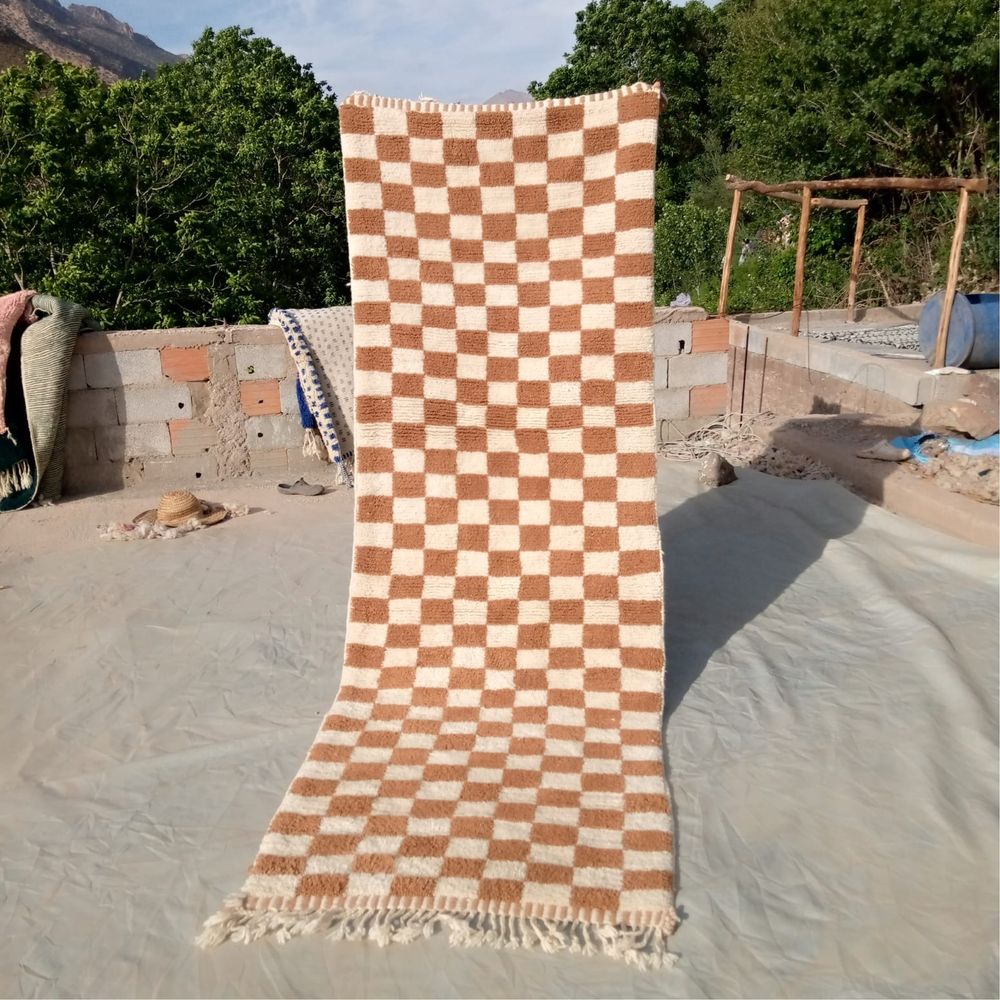 Autentyczny ręcznie tkany wełniany dywan marokański