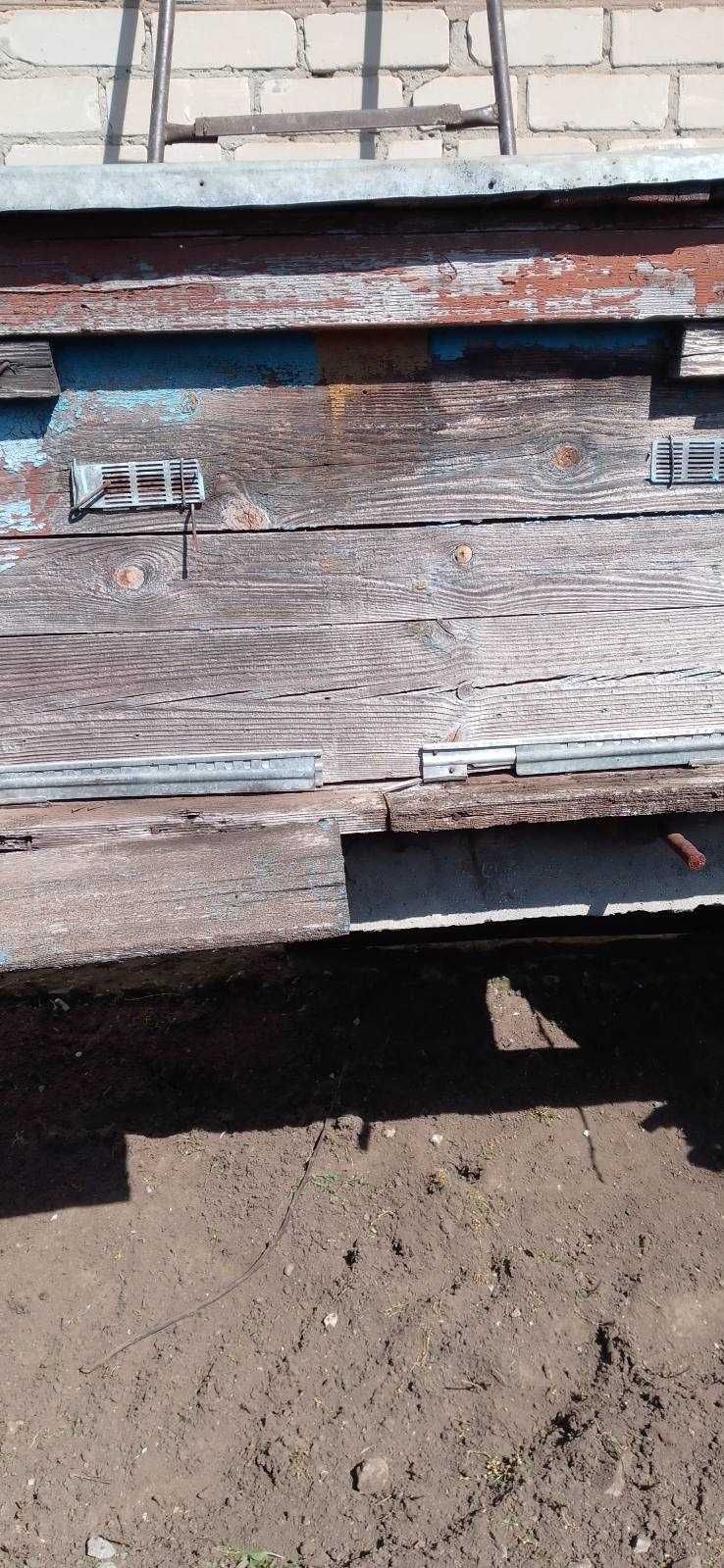 Продам пусті вулики