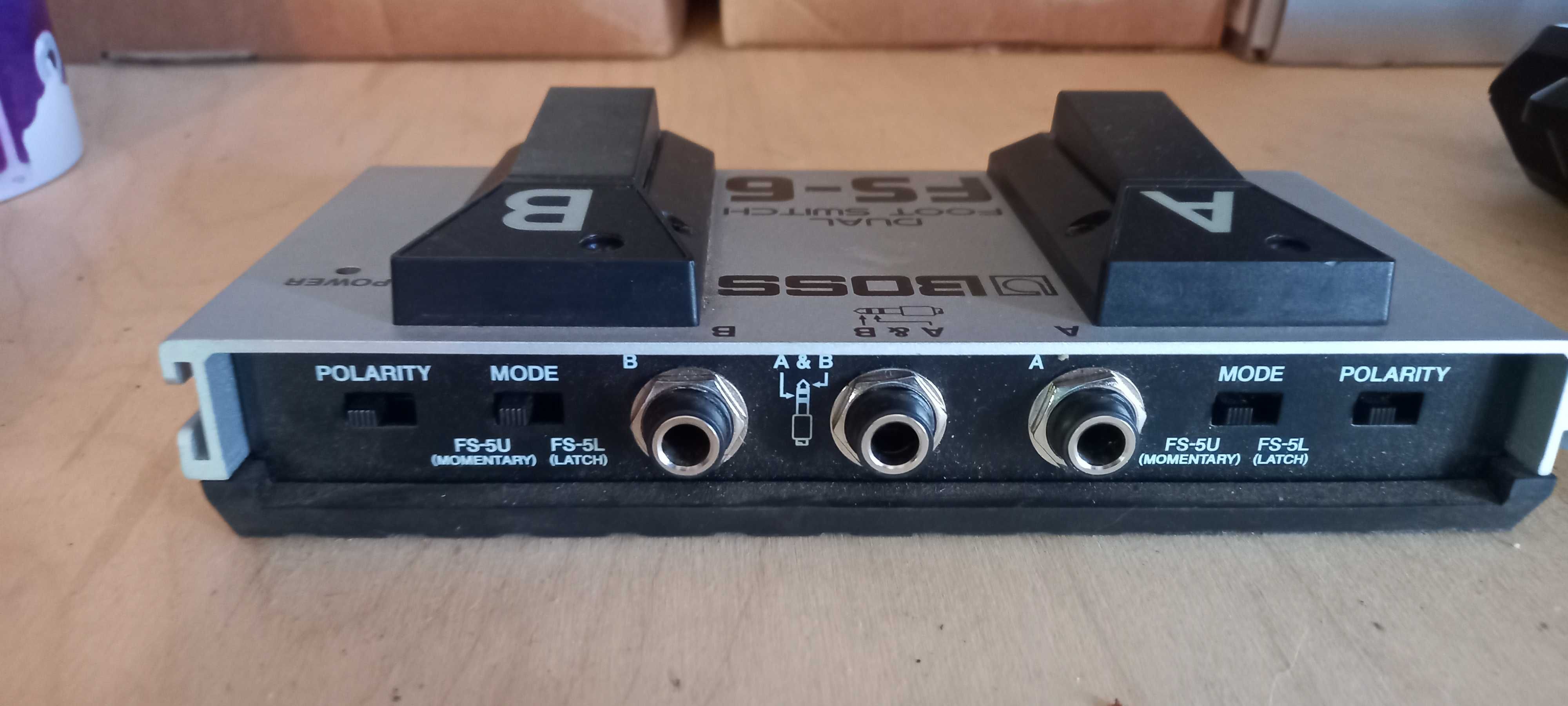 Boss Rc-505 loop station and boss Fs-6 footswitch