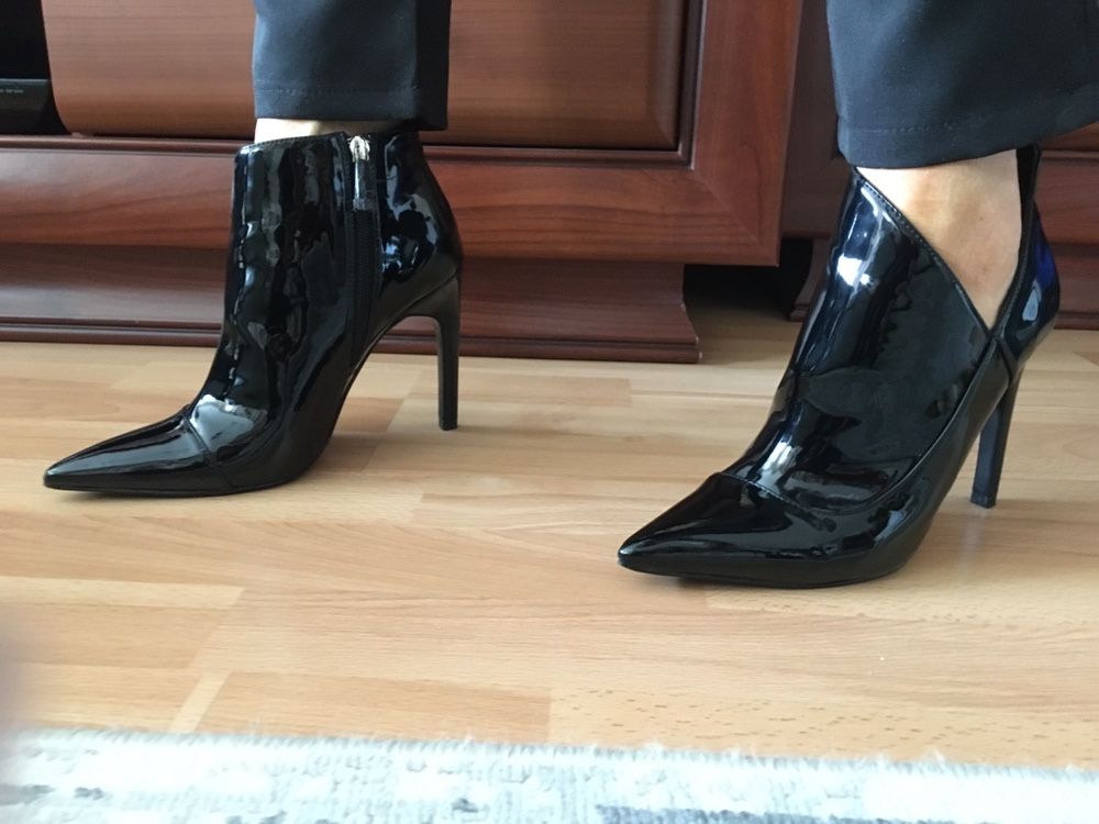 Botki lakierowane ZARA rozmiar 38