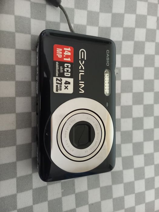 Цифровой фотоаппарат "Casio", фотоаппарат "UFO"