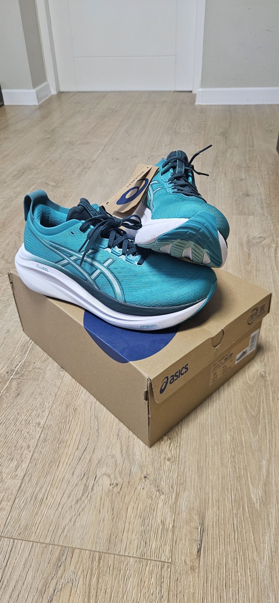 ASICS Gel Nimbus 27