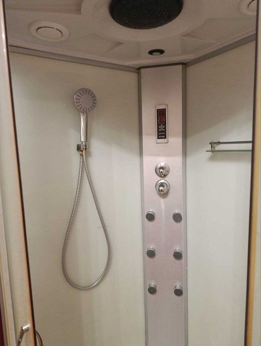 Душовий бокс (душева кабіна) 100*100  - самовивіз.