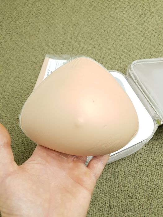 Proteza piersi Amoena Contact Light 2S 380 size 6