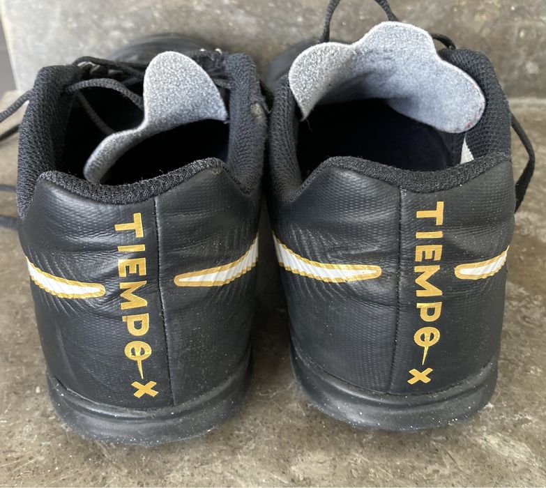 Chuteiras Nike Tiempo nº36