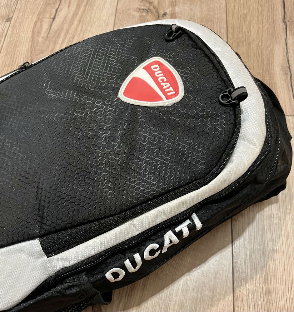 Рюкзак , мото рюкзак , ранець , Ducati