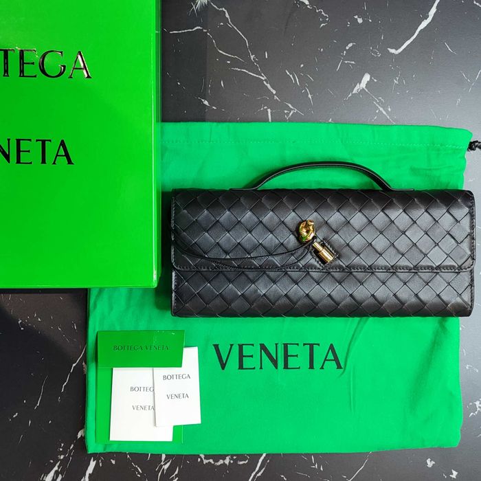 Сумка Bottega Veneta Long Clutch Andiamo With Handle Black