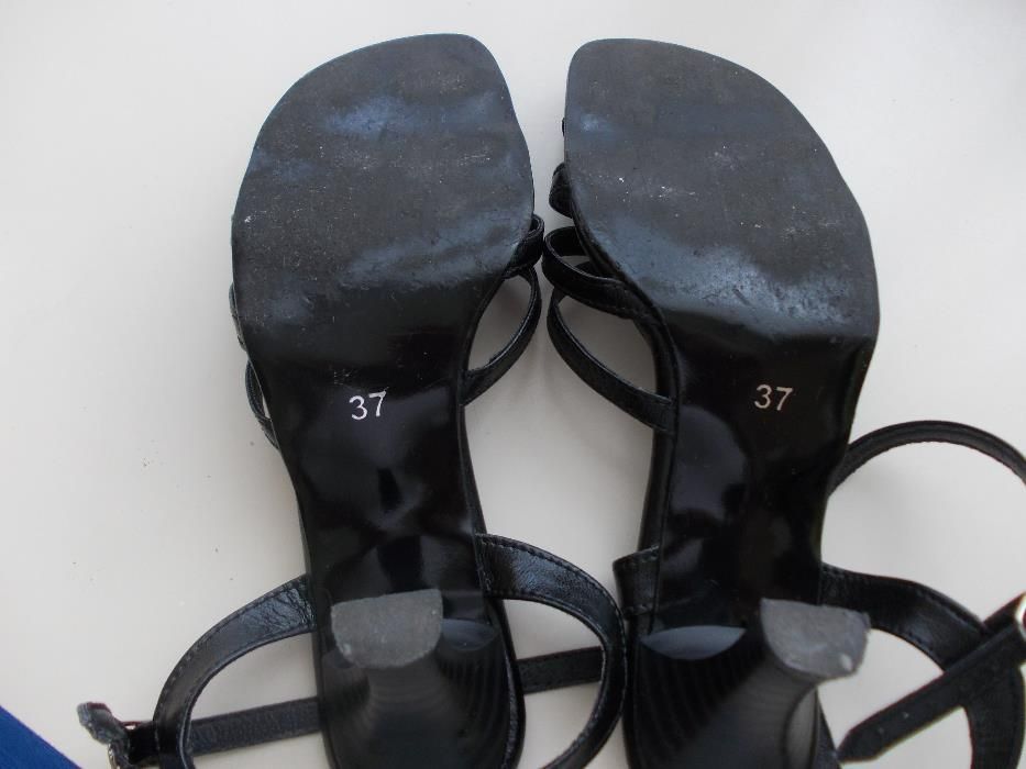 Czarne eleganckie sandałki roz 37