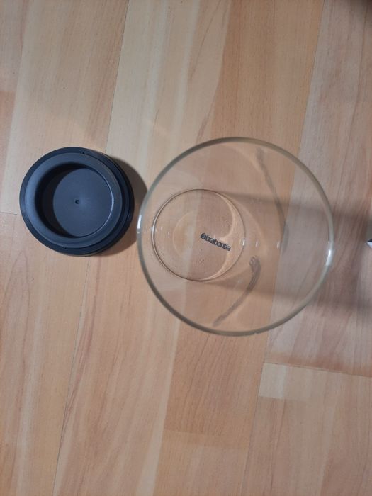 Pojemnik kuchenny szklany Brabantia 1,1l