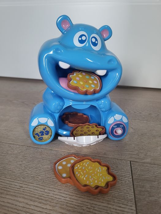 Hipcio jedzący ciasteczka Dumel, do nauki liczenia dla Maluszków