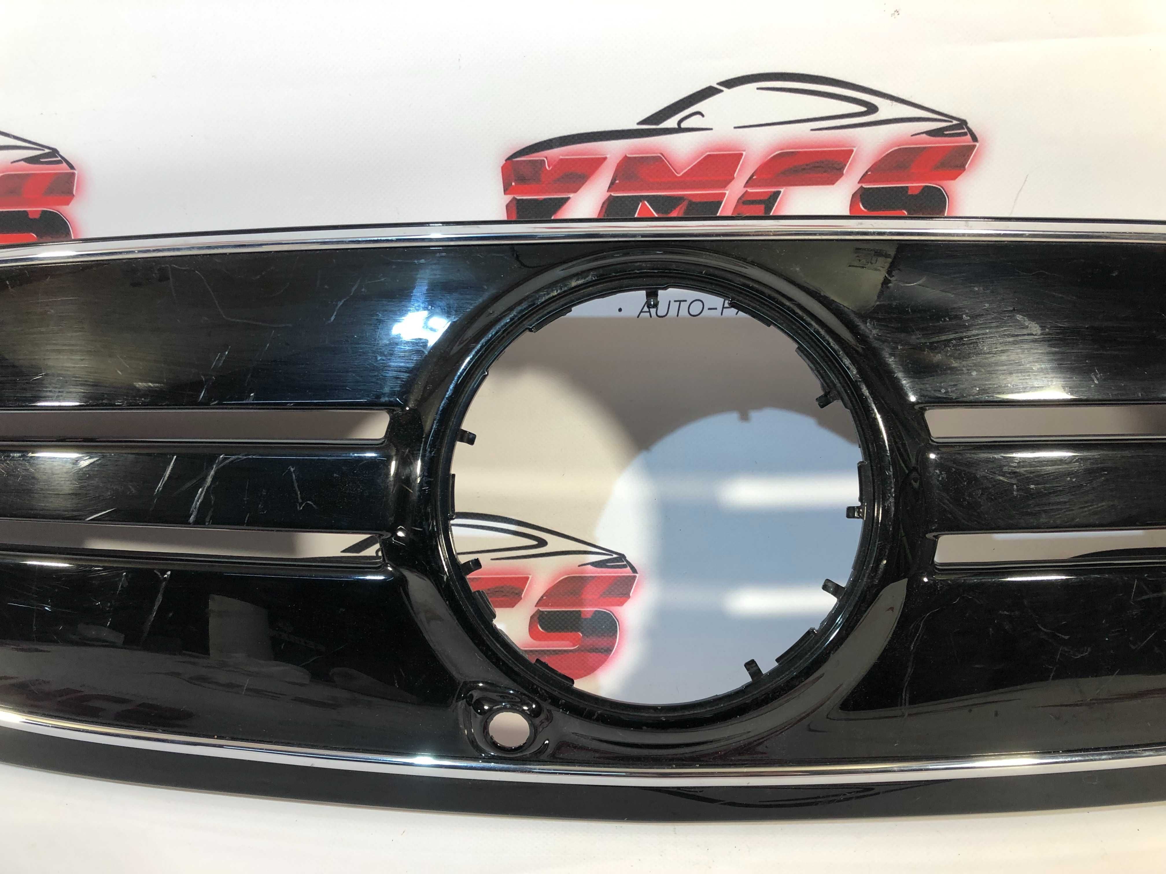 Aro Cromado Grelha MERCEDES W243 EQA EQB ORIGINAL