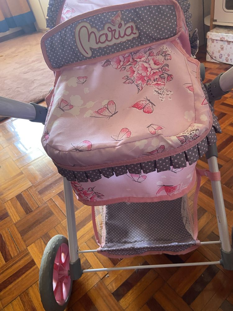 Carrinho de boneca