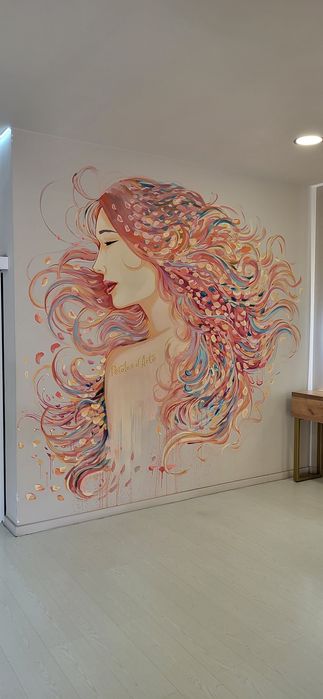 Pintura artística em parede.