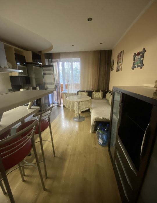 Оренда 2 кімн.квартири м. Вишневе центр простора низький поверх