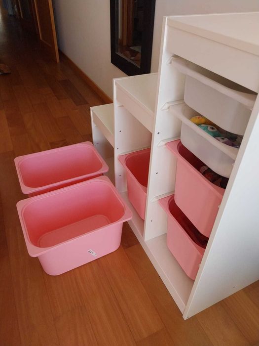 Movél de arrumação com gavetas (IKEA Trofast) bom estado.