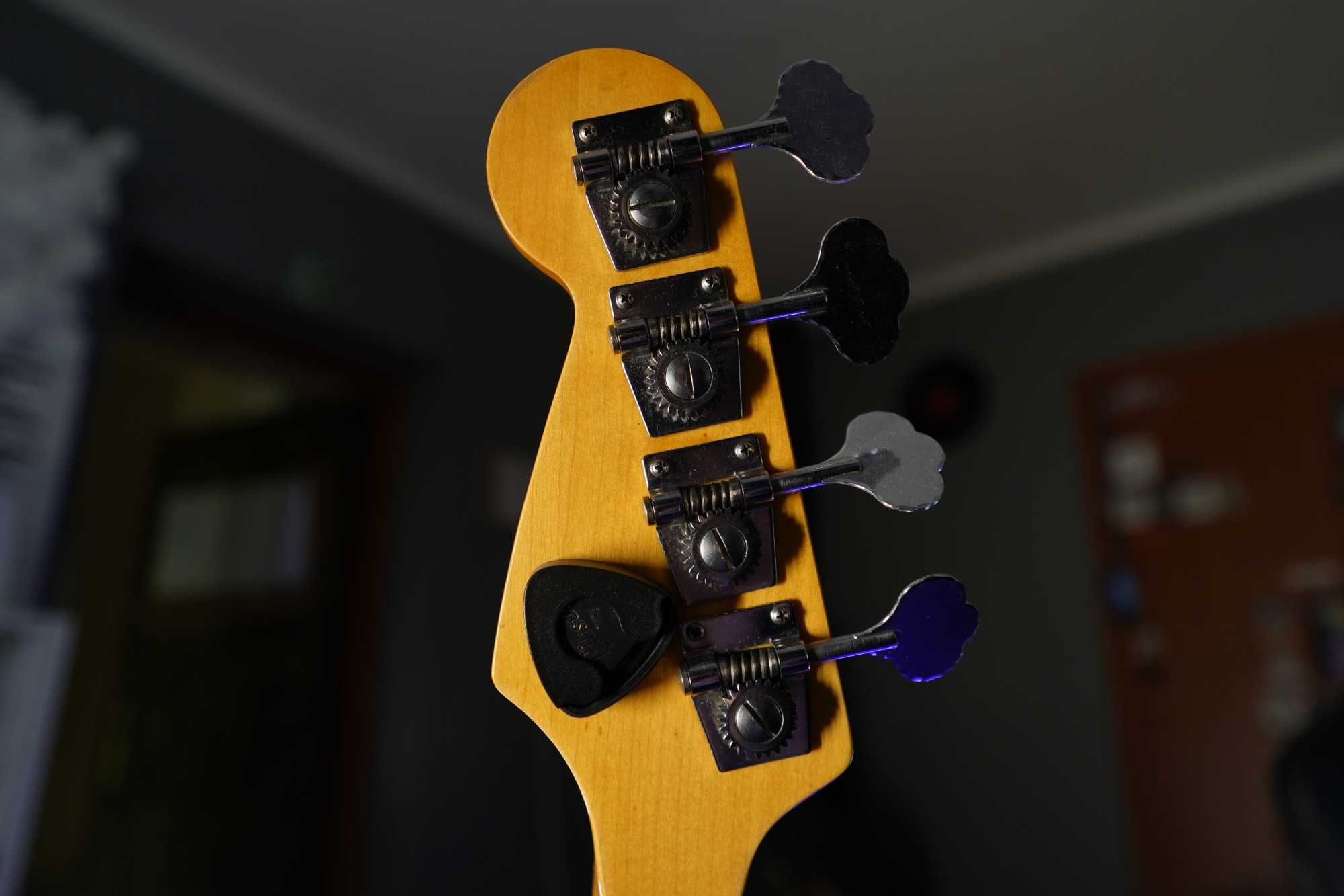 Gitara basowa Japan 70'- 80' Jazz Bass (part) IV + stojak + pasek DIY