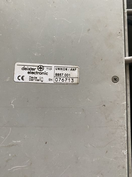 Zegar UNIKON + moduł + zasilacz + 3 anteny i okablowanie + golebie