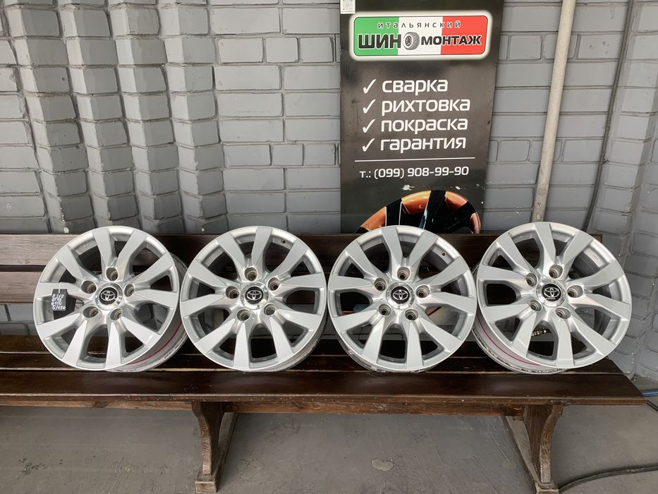 99 Оригинальные литые диски Toyota Land Cruiser 200 5/150 R18 et46