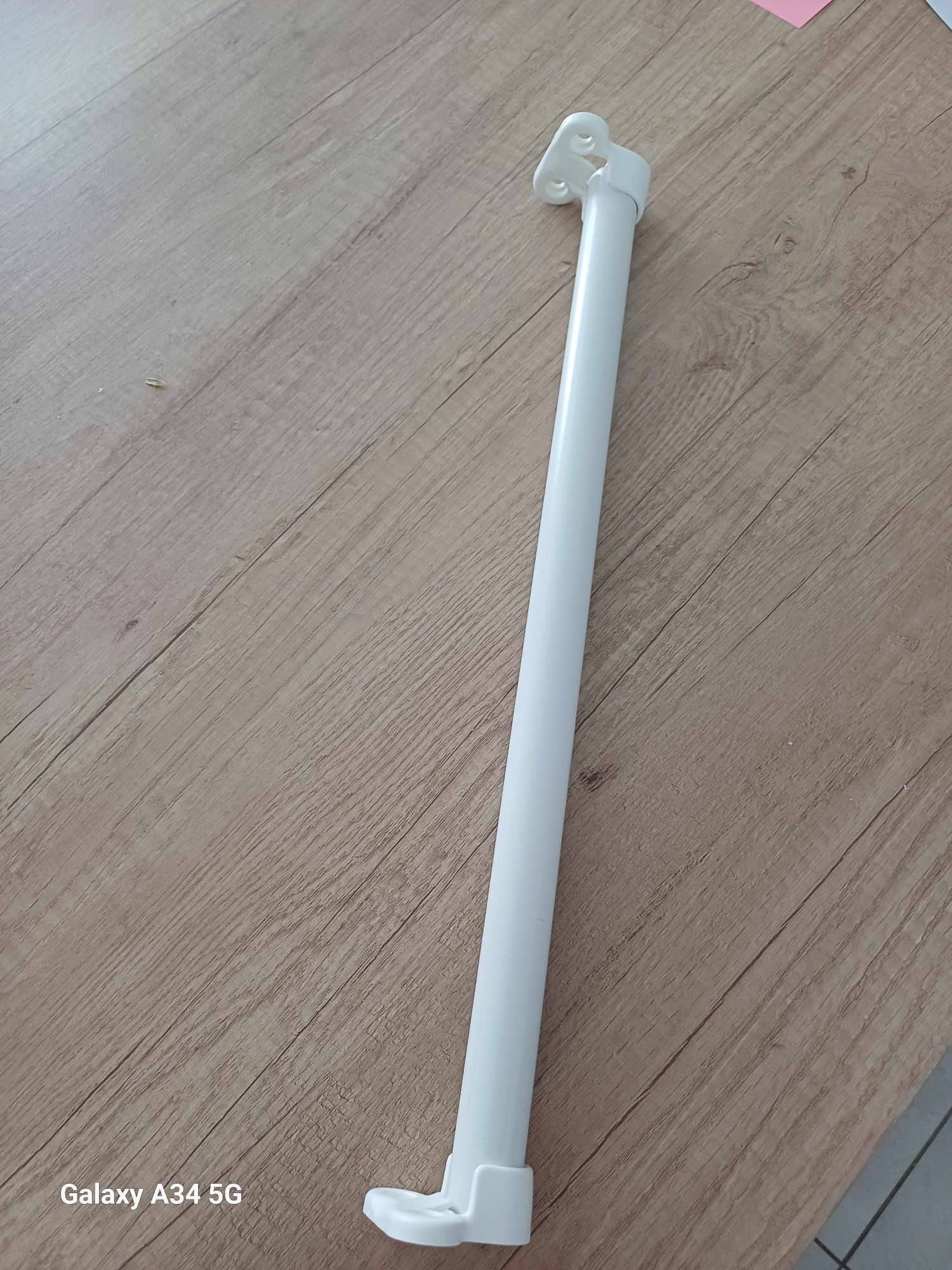Wieszak na ubrania pax