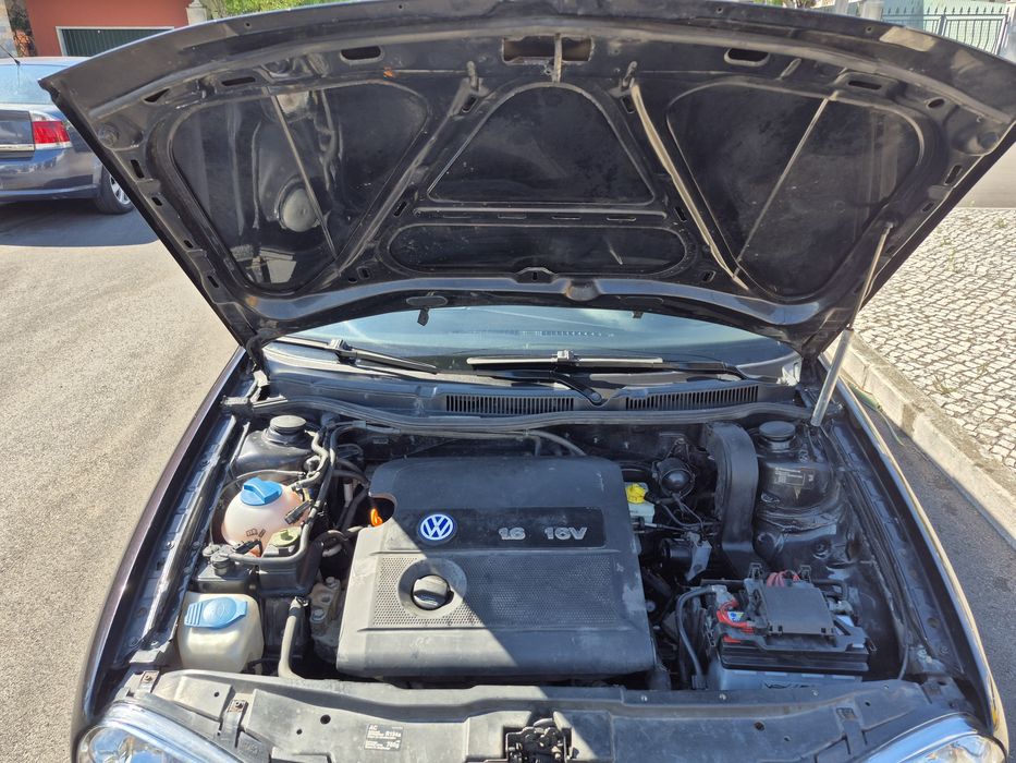 Golf 2003  4 1.6 3.200