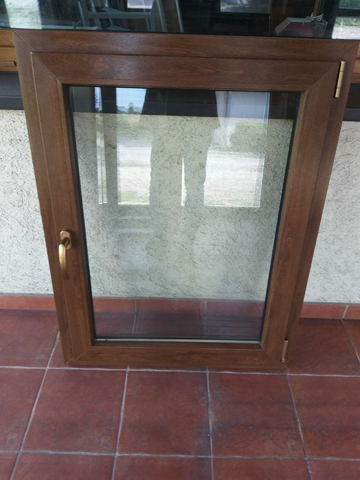 Okno PCV 865 x 1135 Prawe