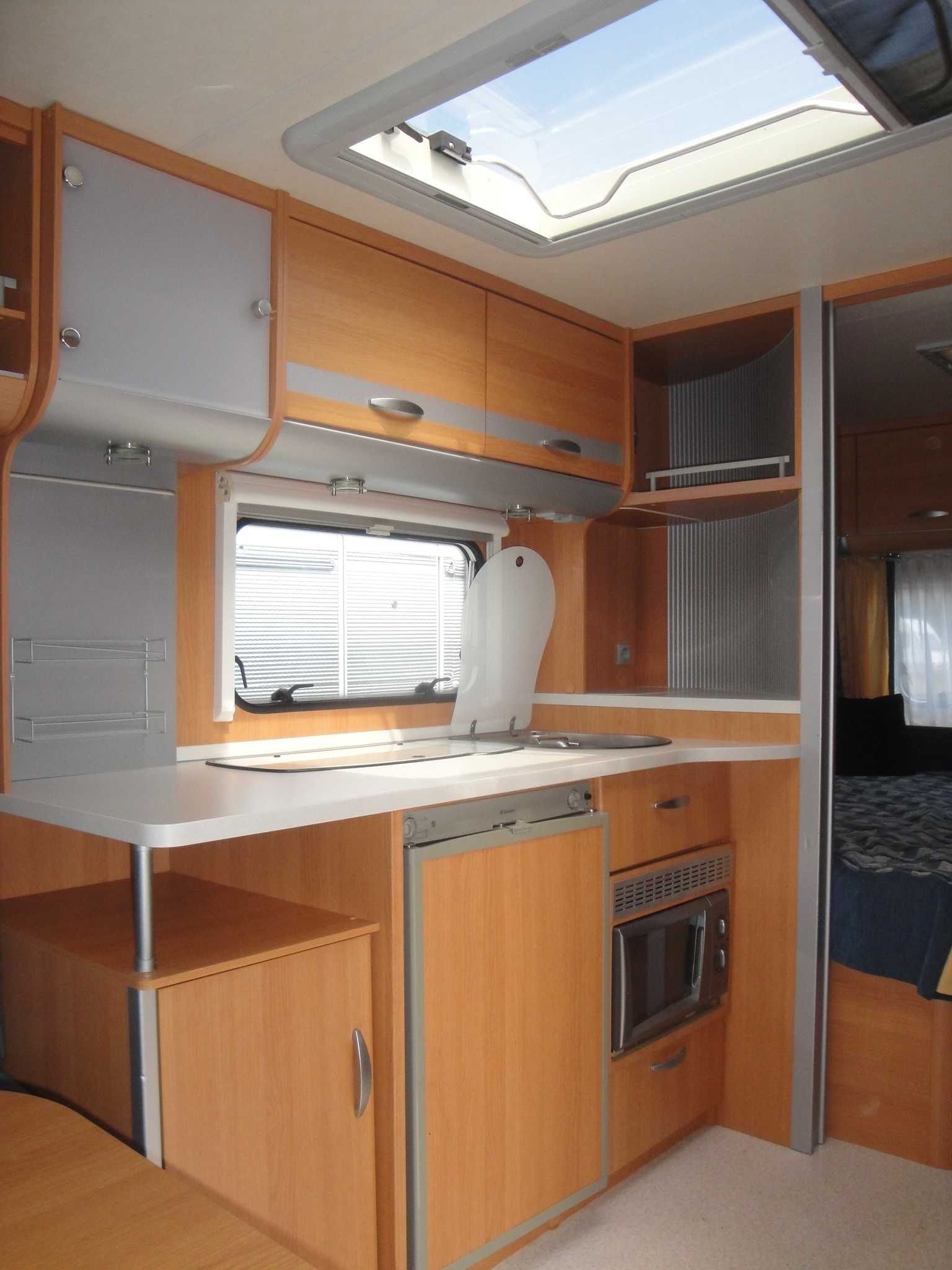 Knaus Sport 500 , łóżko francuskie  markiza+ściany ,mover, solar, wc