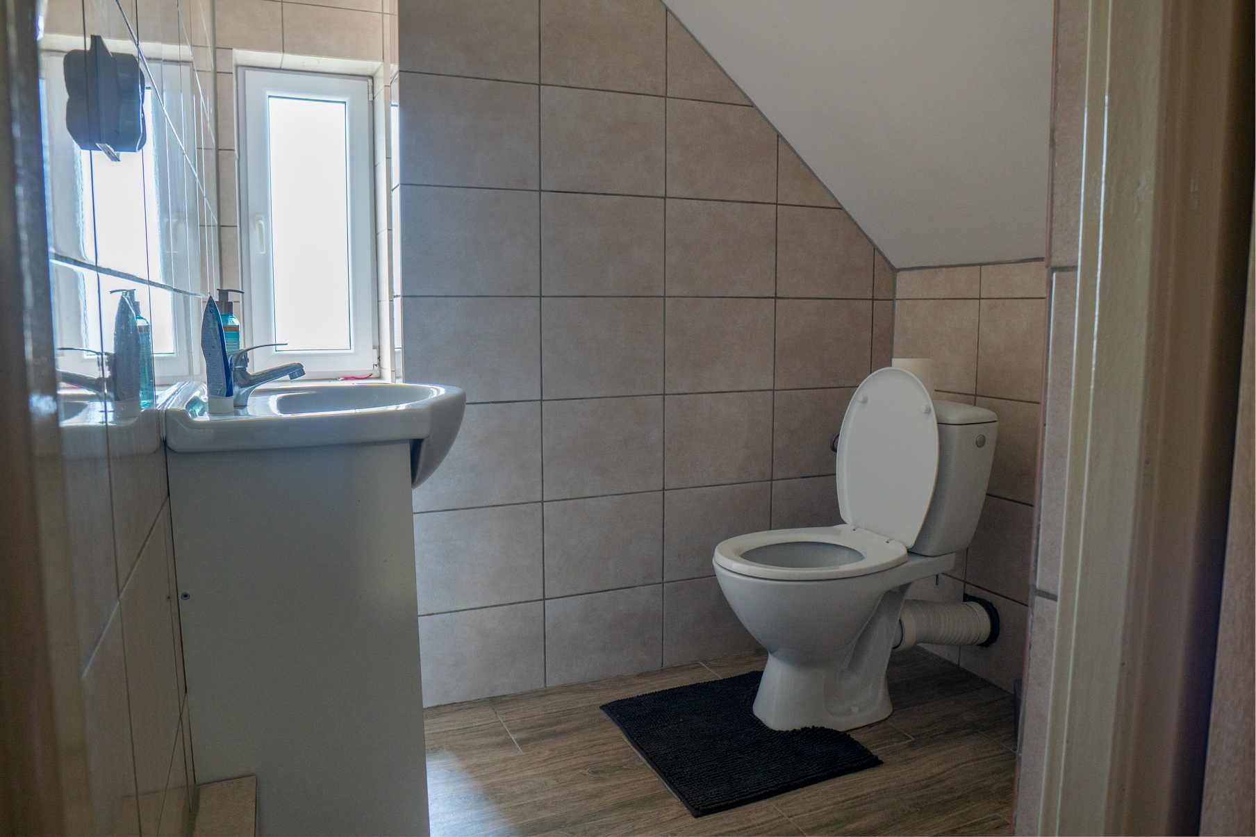 Domek do wynajęcia nad jeziorem - Barszcze - noclegi- balia- jacuzzi