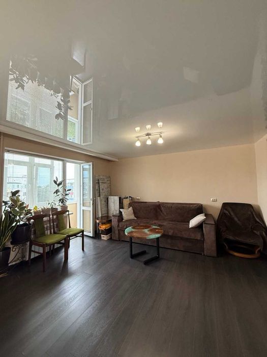 3-х кімнатна квартира на Садах-1