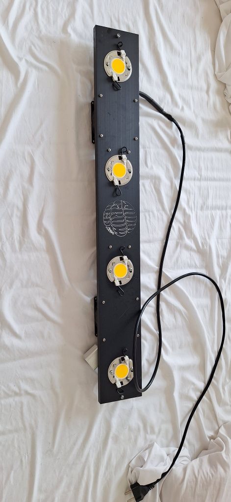 Todo 240W Grow Light – €60