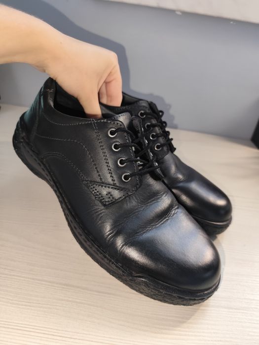 Eleganckie skórzane półbuty męskie 40