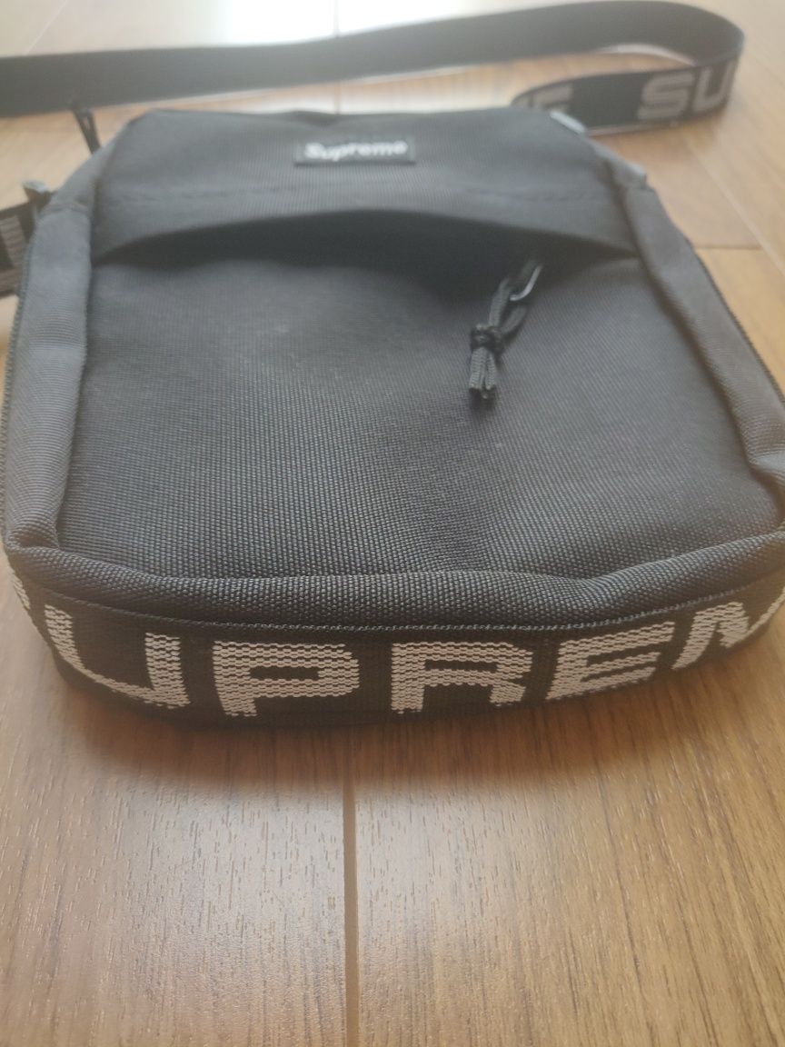 Bolsa da Supreme