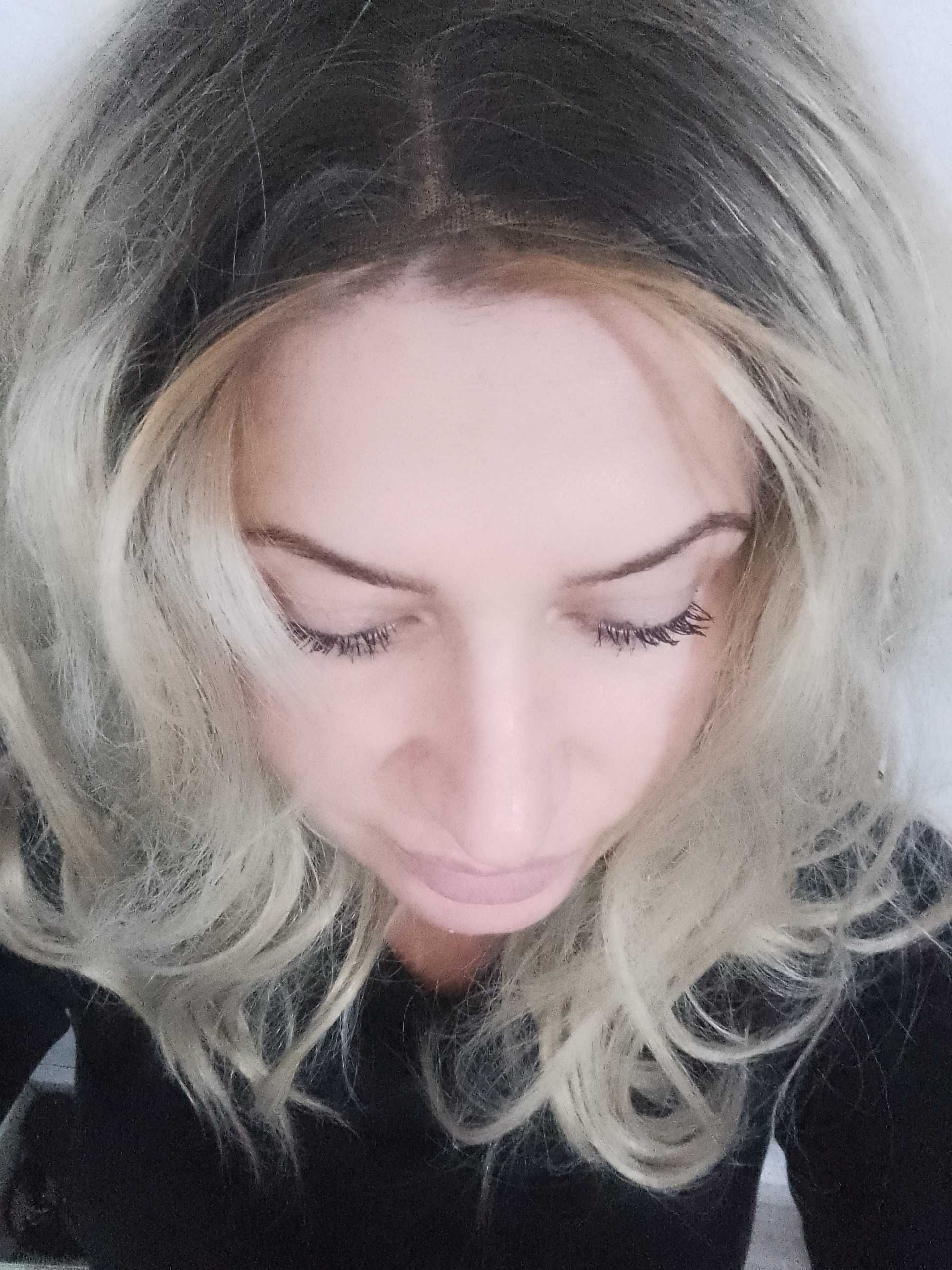 Piękne peruka blond ombre bob