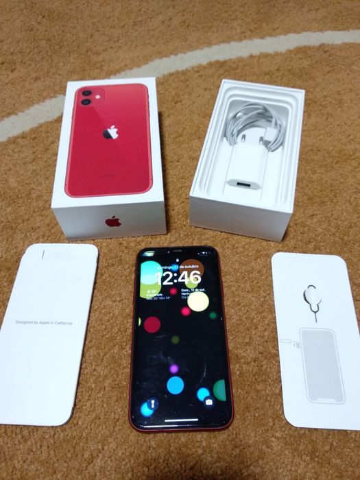 Vendo Iphone 11 em bom estado.