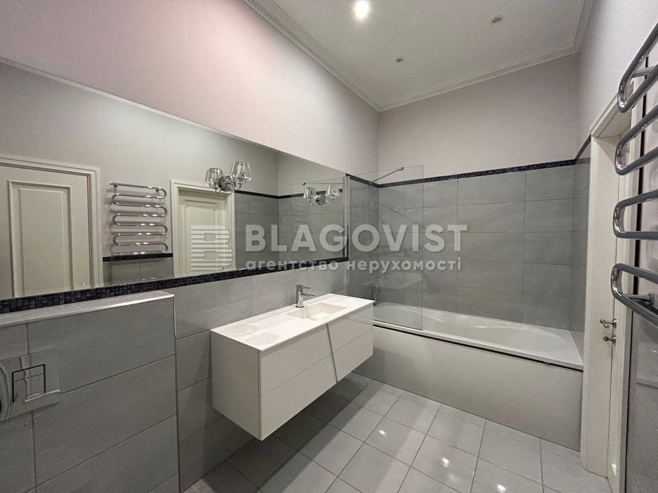 Продаж 3-к просторої квартири по Січових стрільців 10. Гарний ремонт