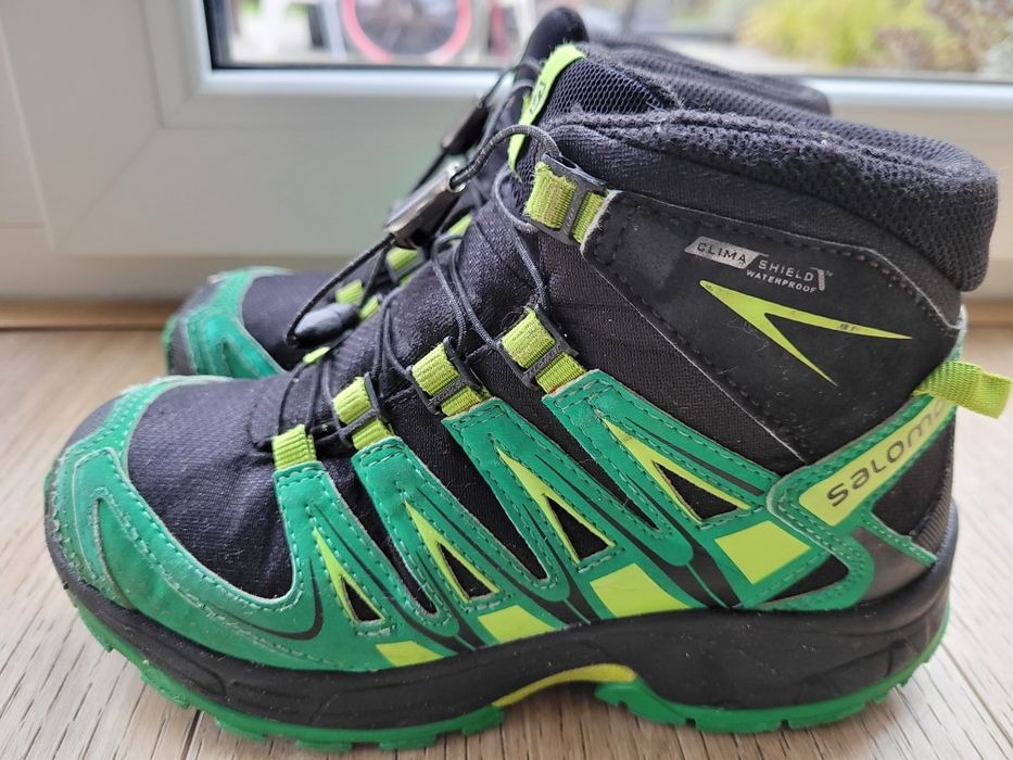 Salomon r.32 buty trekkingowe na jesień/zimę.