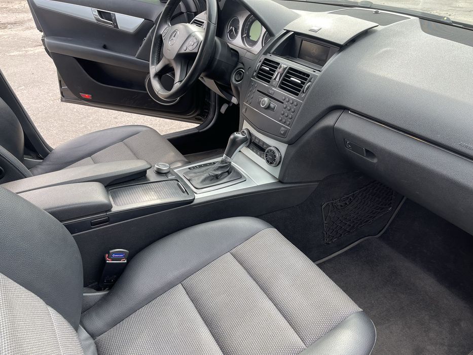 продам Mercedes-Benz C-Class 2007 (W204) 200 Kompressor AT (184к.с)