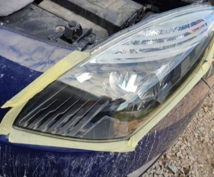 Polerowanie lamp samochodowych i lakierów