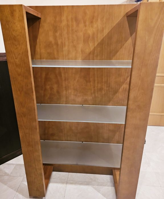 Estante elegante de vidro e madeira nova