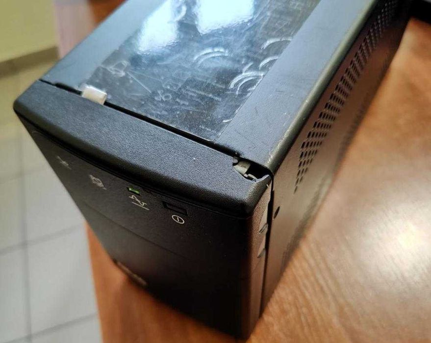 UPS Powercom BNT-1000AP Пристрій безперебійного живлення