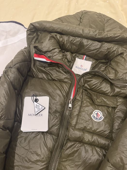 Moncler Verde novo